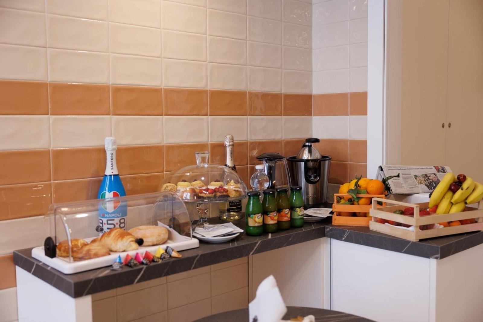 Maria Maruzzella B&B Luxury Suites Napoli Exterior foto