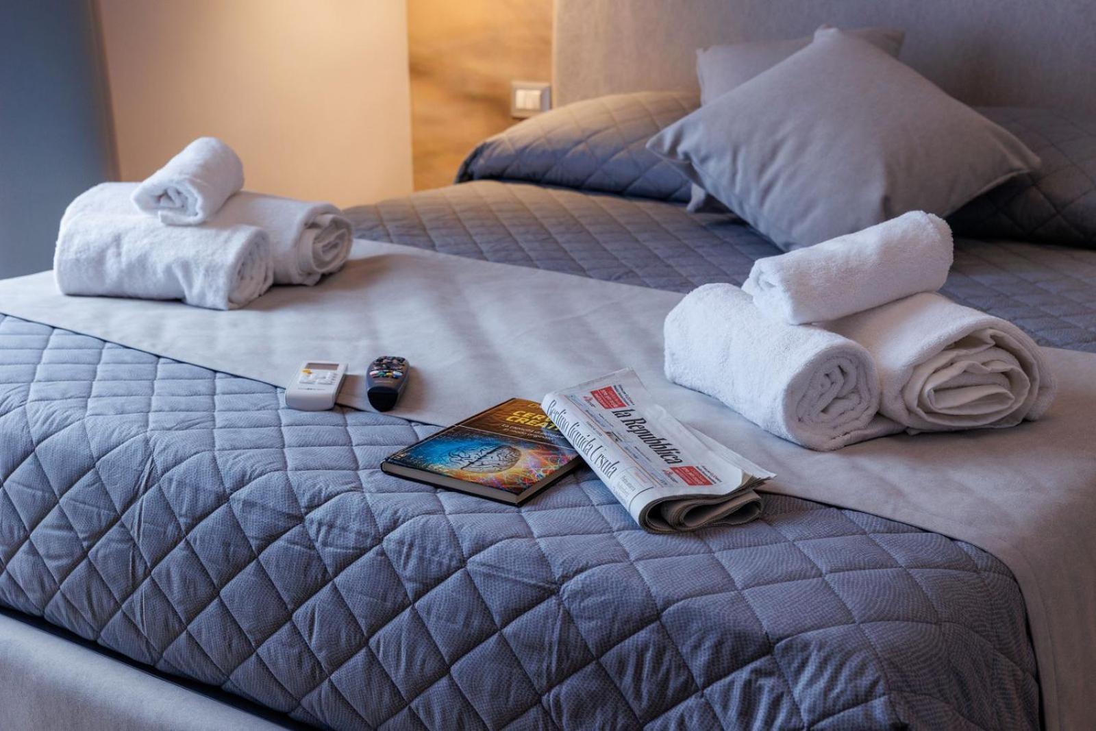 Maria Maruzzella B&B Luxury Suites Napoli Exterior foto