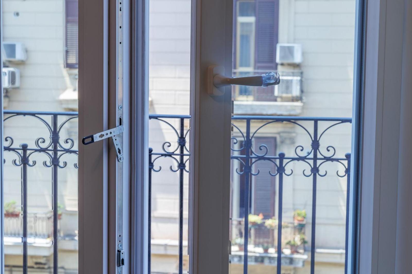Maria Maruzzella B&B Luxury Suites Napoli Exterior foto