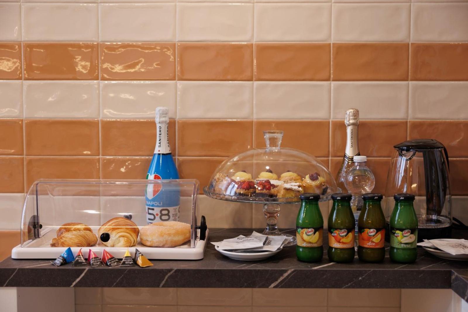 Maria Maruzzella B&B Luxury Suites Napoli Exterior foto