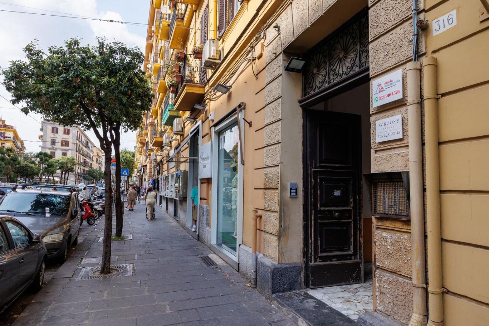 Maria Maruzzella B&B Luxury Suites Napoli Exterior foto